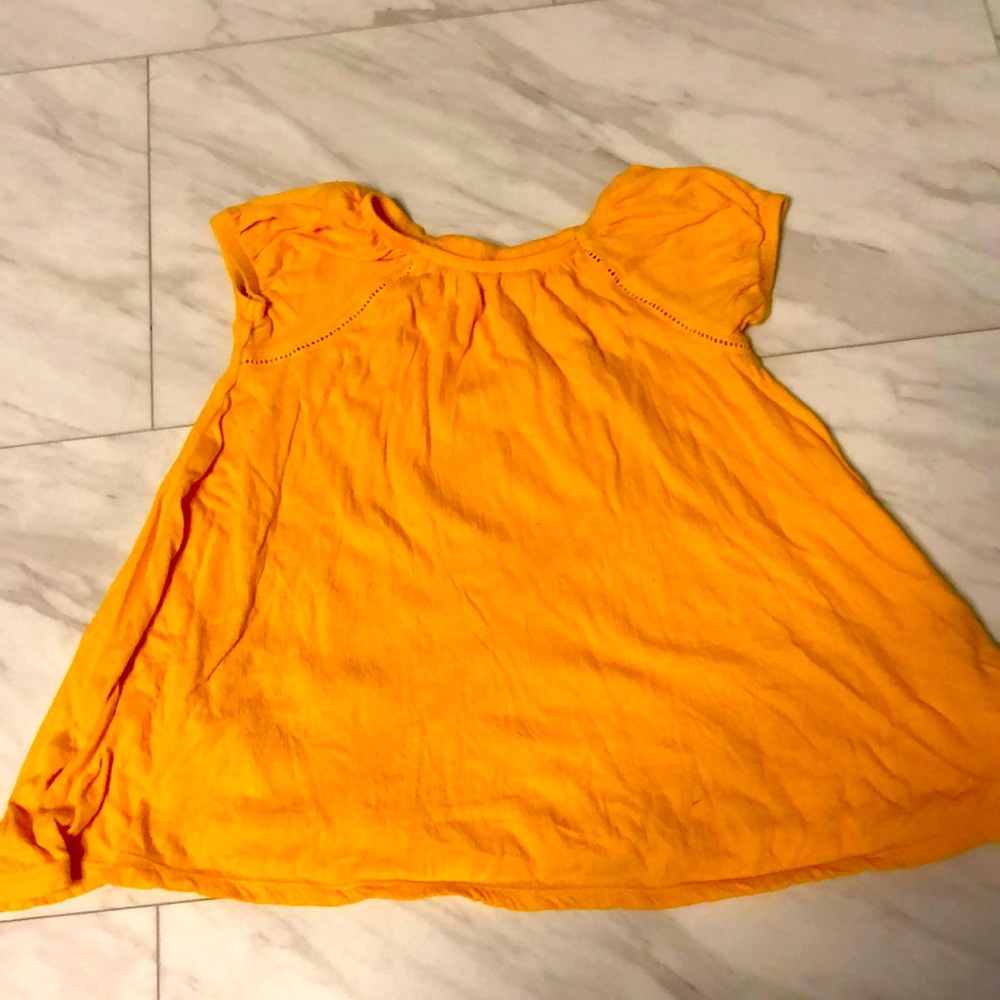 Old Navy, 3T yellow summer dress. Worn once, like new, pet & smoke free home.